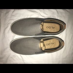 Men’s aldo classic slip on