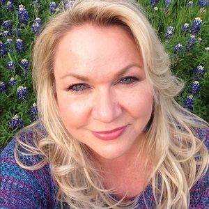 Meet your Posher, Cindy