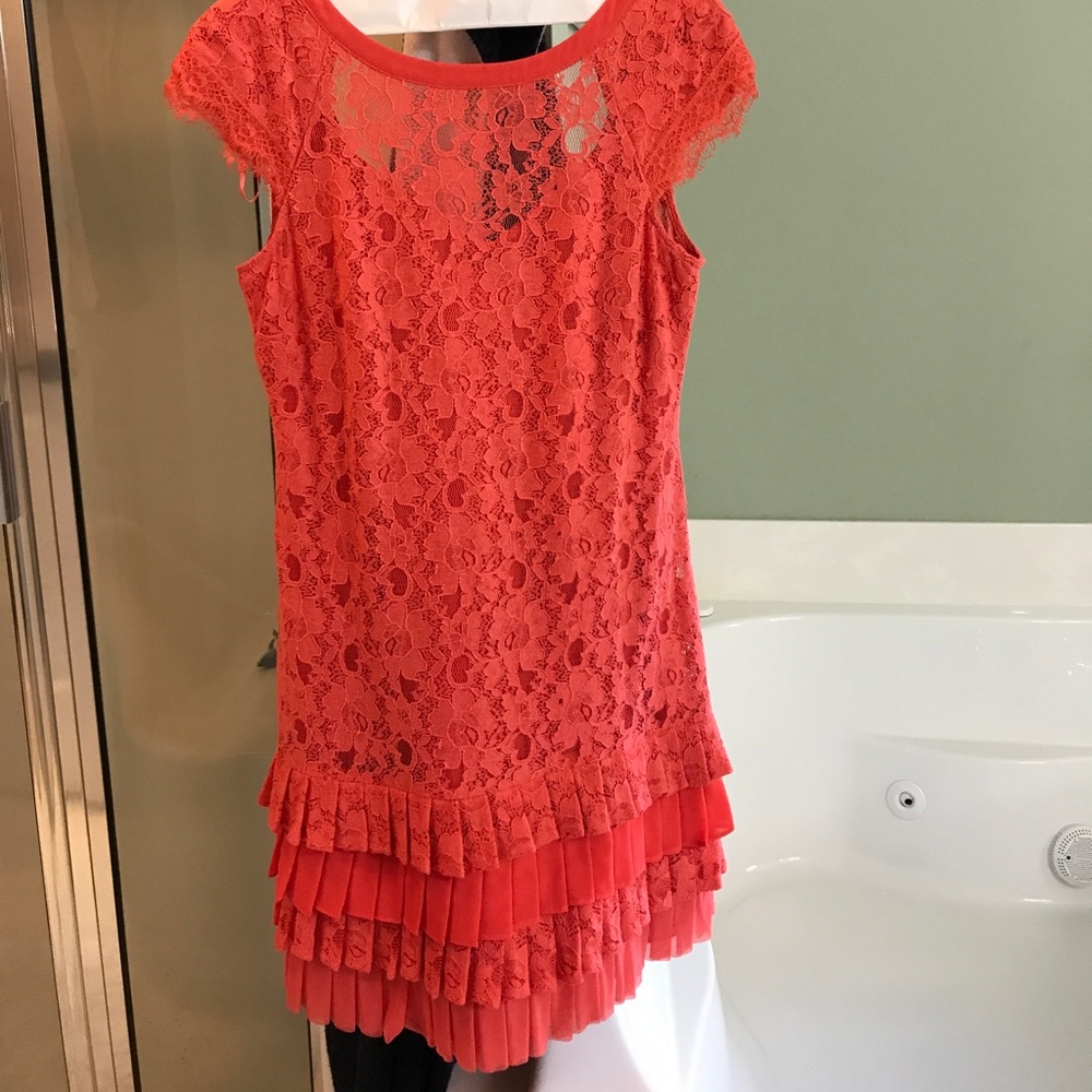 Jessica Simpson dress