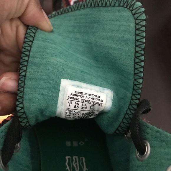 Multicolored Knitted-like Texture Allstar Converse - Picture 6 of 7