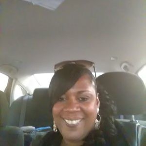 Meet your Posher, Deborah