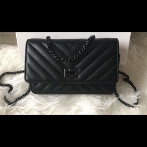 Chanel Re-issue Wallet on Chain (WOC) so black!!! Chanel Re-issue Wallet on Chain (WOC) so black!!!