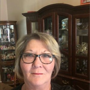 Meet your Posher, Glenda