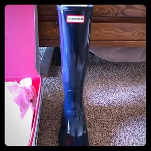 Navy adjustable Hunter boots