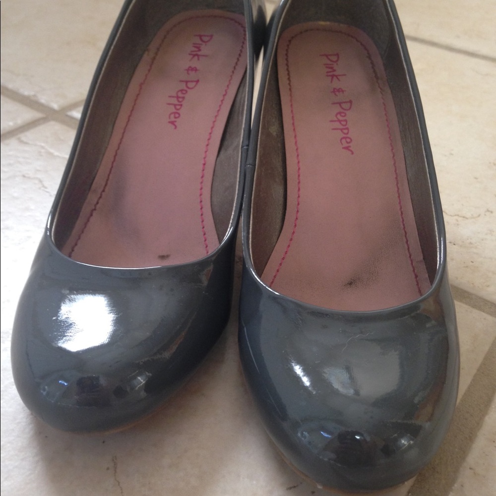 Gray patent heels