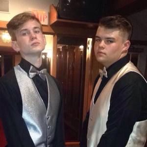 Meet your Posher, Elliott