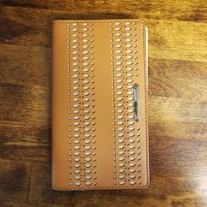 Stella and dot Soho Flap Wallet in Saddle