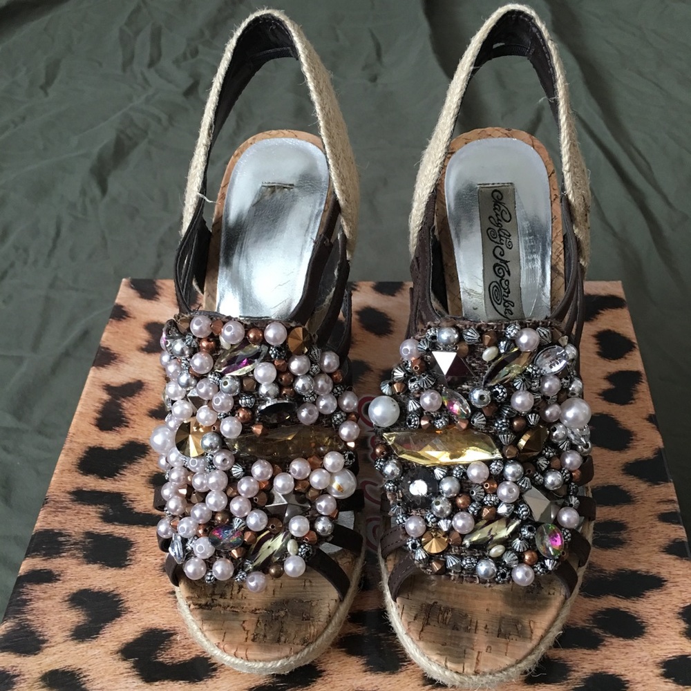 Naughty Monkey Scream Queen Espadrilles