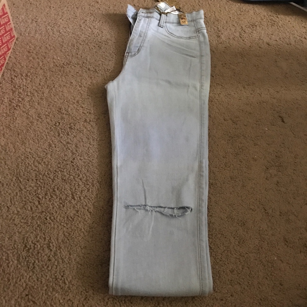 Jeans - Picture 3 of 3