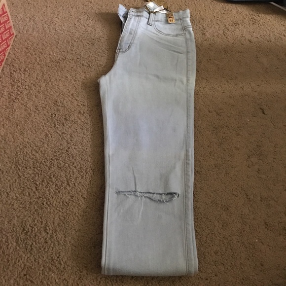 Jeans - Picture 3 of 3