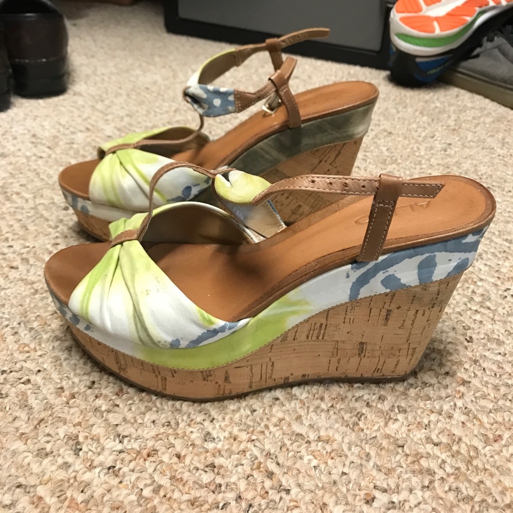 Aldo platform wedges