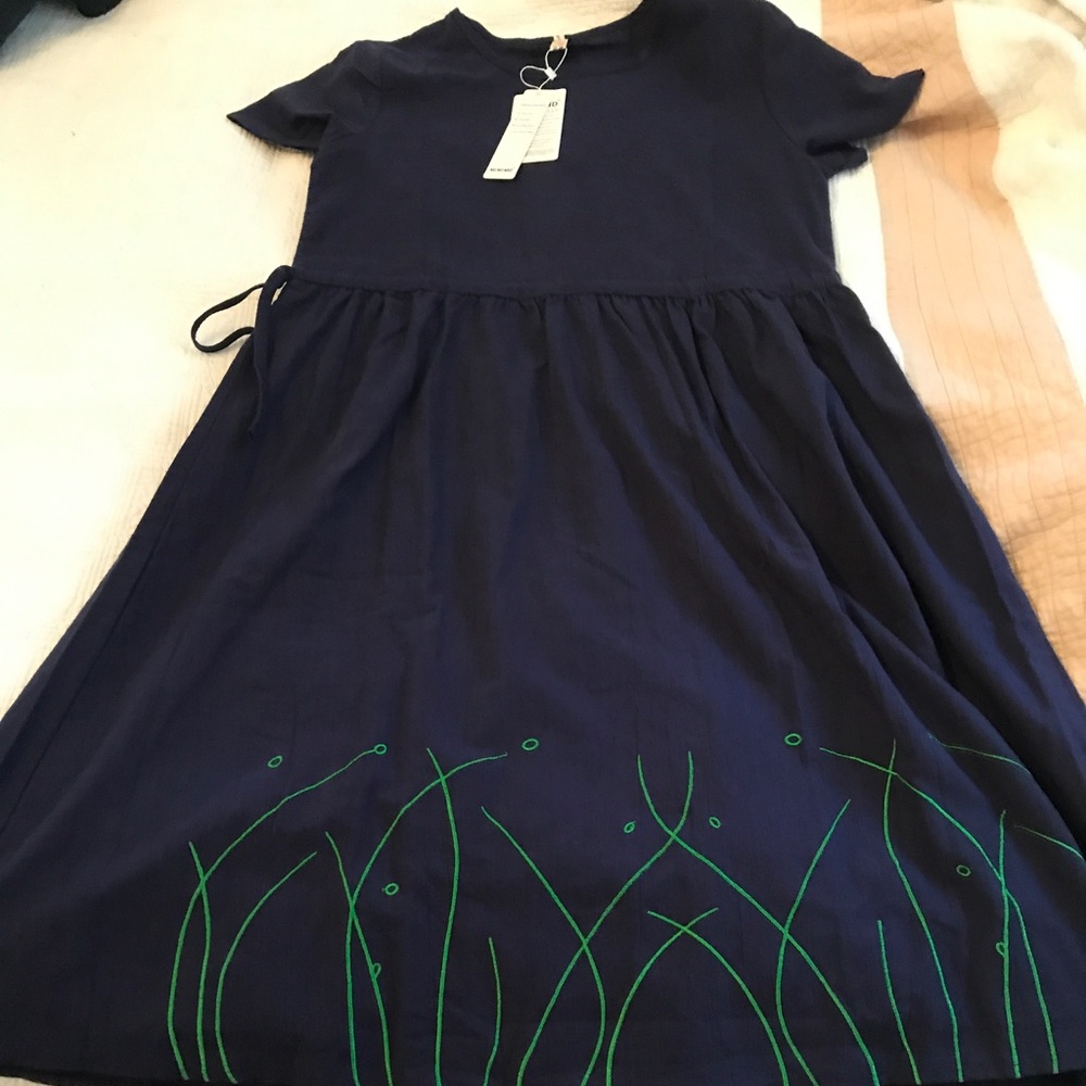Navy dress with embroidery