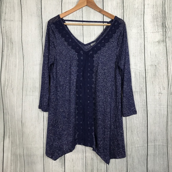 Assymetric Knit Top with Crochet Accents - Picture 2 of 5