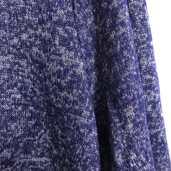 Assymetric Knit Top with Crochet Accents - Picture 4 of 5