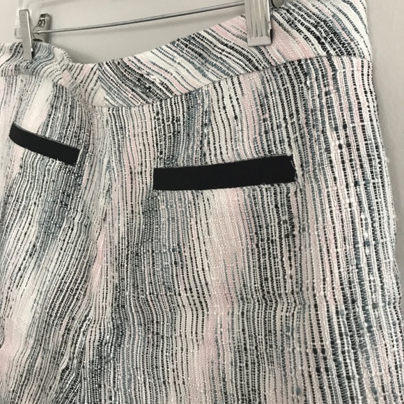 Anthropologie Greylin Shorts, Size Large - Picture 5 of 6