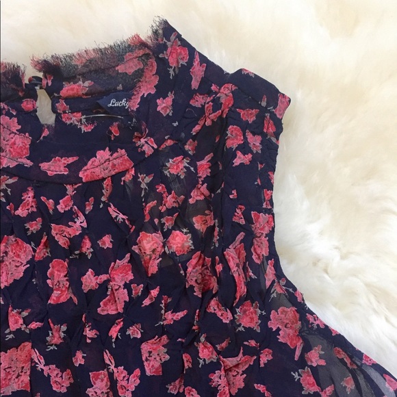 Lucky Brand Ruched Yoke Floral Tank - Picture 5 of 8