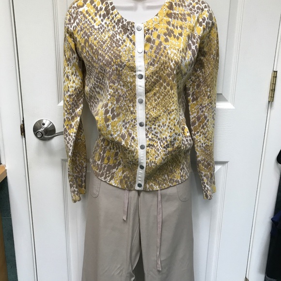 📦 Cardigan - Picture 2 of 4