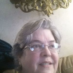 Meet your Posher, Suzanne