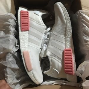 Adidas NMD R1 W.
