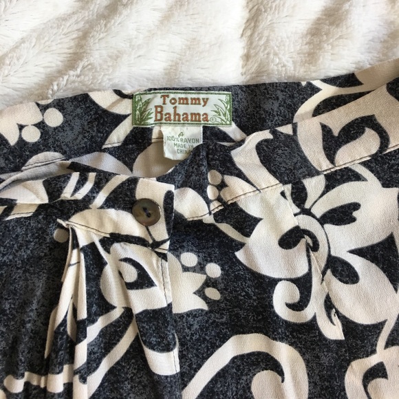Size 4 Tommy Bahama rayon ankle length skirt - Picture 2 of 6