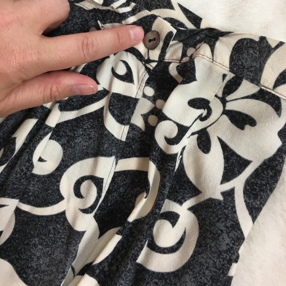 Size 4 Tommy Bahama rayon ankle length skirt - Picture 4 of 6