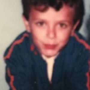 Meet your Posher, Demetrios