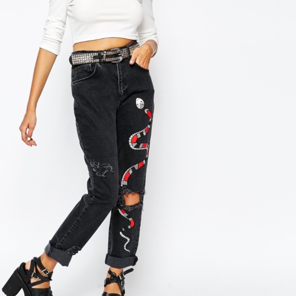 Ragged priest snake mom jeans super rare