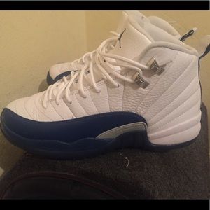 Retro Jordan 12's French Blue Size 7Y