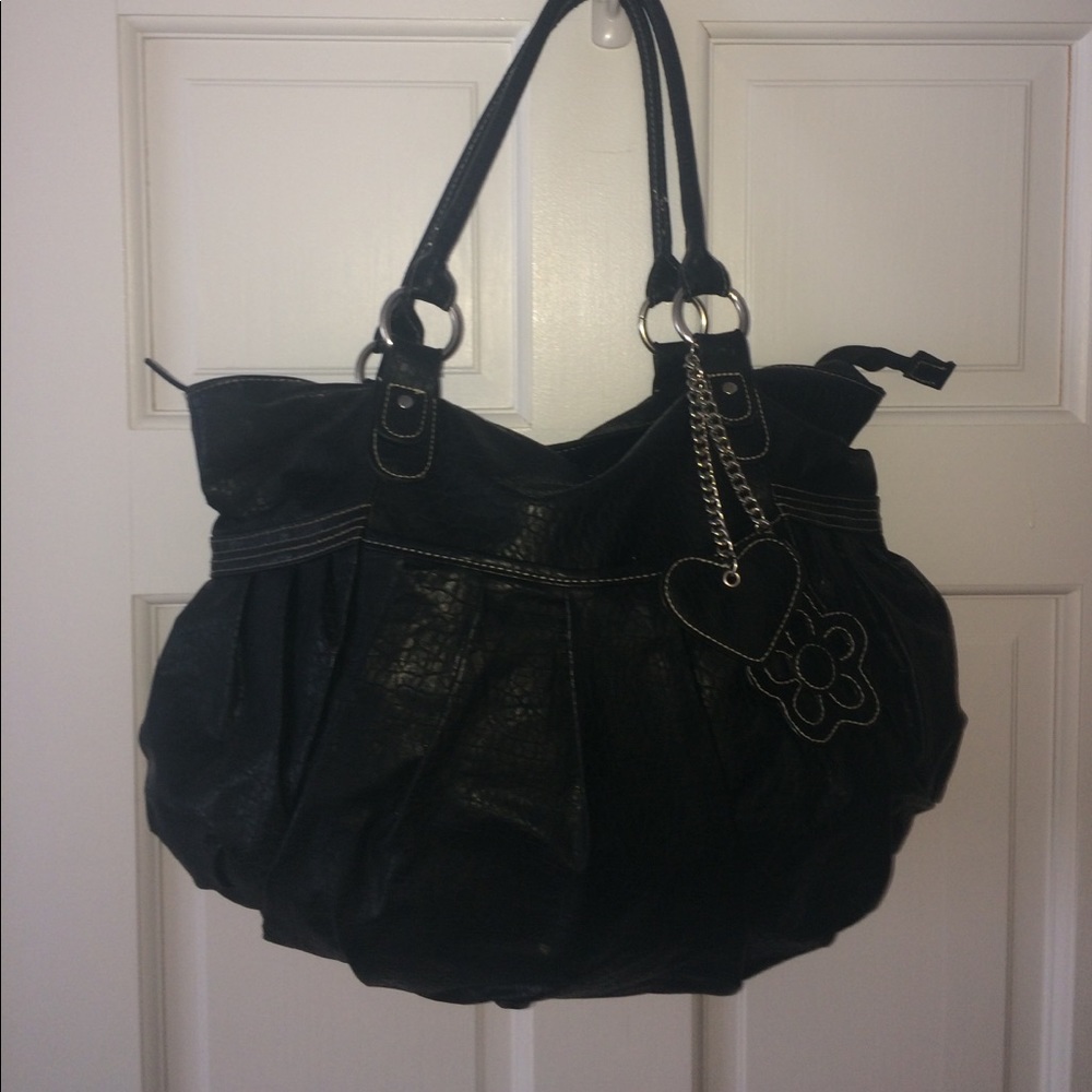 FAUX LEATHER BAG!!
