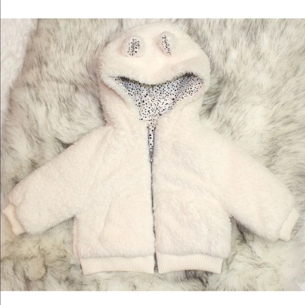 Baby Gap faux fur fuzzy hooded jacket bear ears