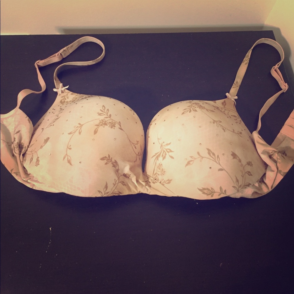 Victoria Secret 34 D Bra