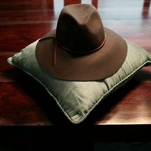 NWOT Tommy Bahama Wide Brim Fedora