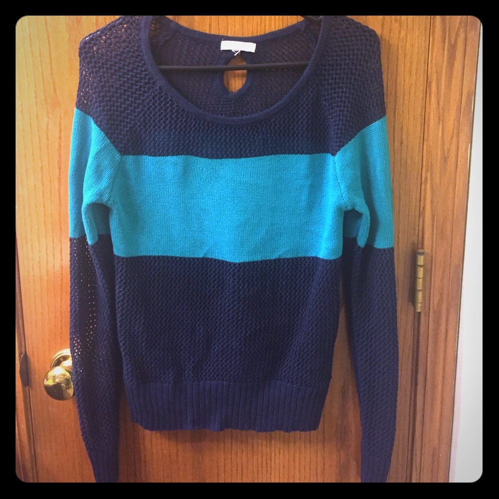 NWOT Navy blue and teal sweater