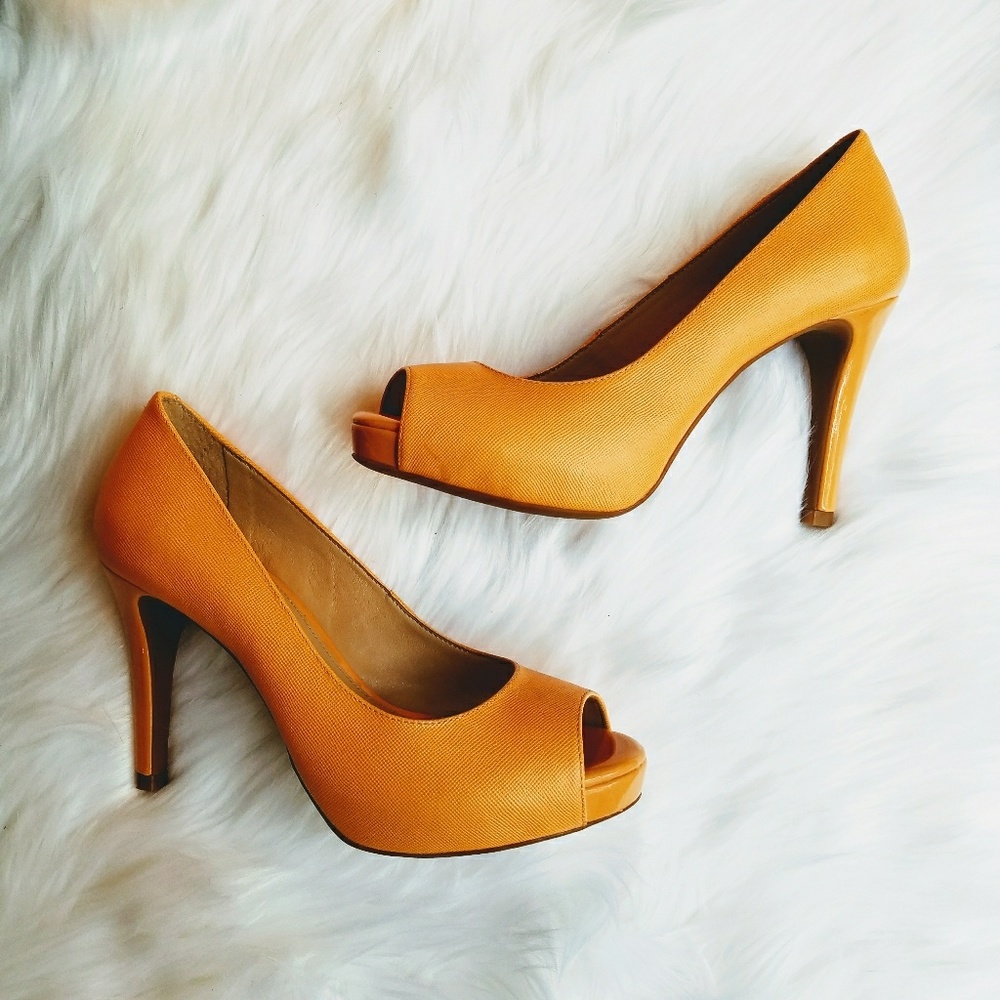 Antonio Melani Peep Toe Pumps New