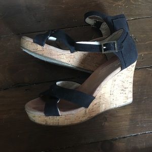 Black TOMS wedges size 8