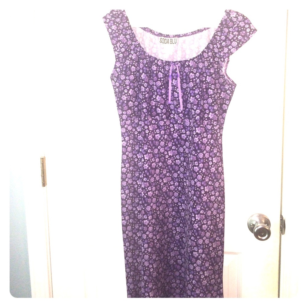 Soda Blu purple floral dress size 9/10