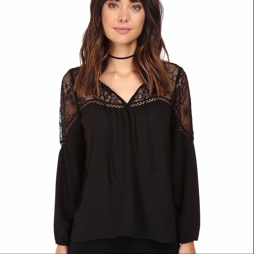 BB Dakota Ormond Lace Peasant top NWT