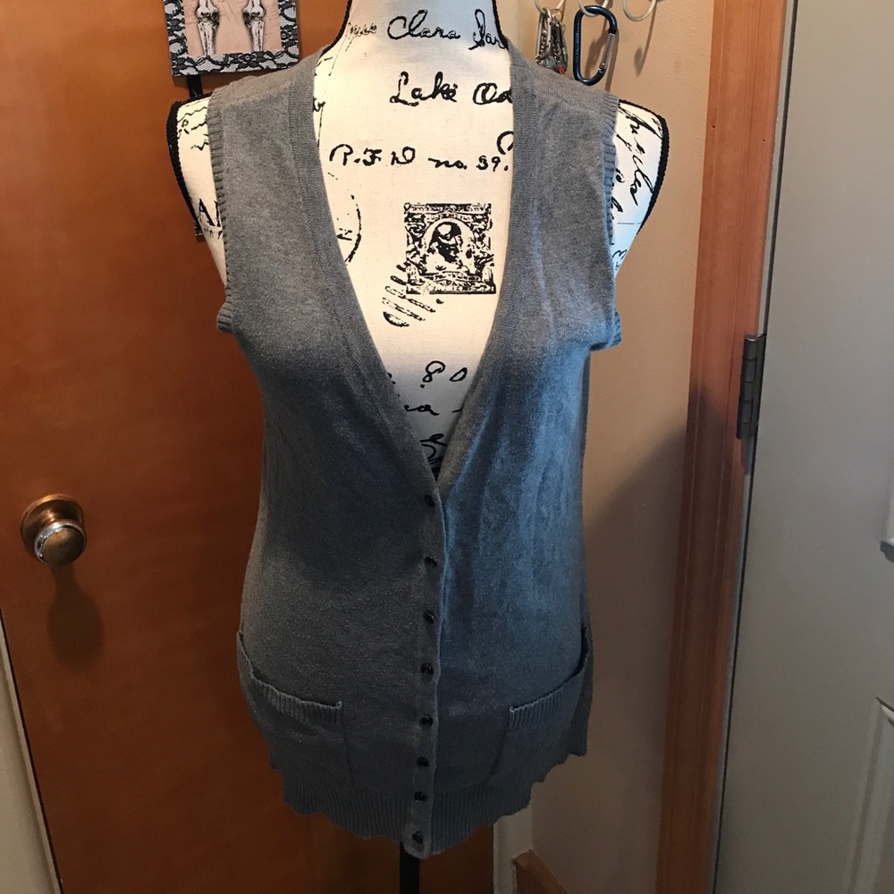 Gray long tunic vest size S w/ buttons.