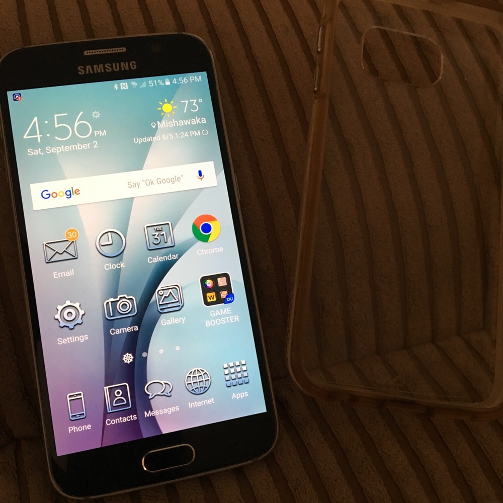 UNLOCKED Samsung S6 32GB (black)