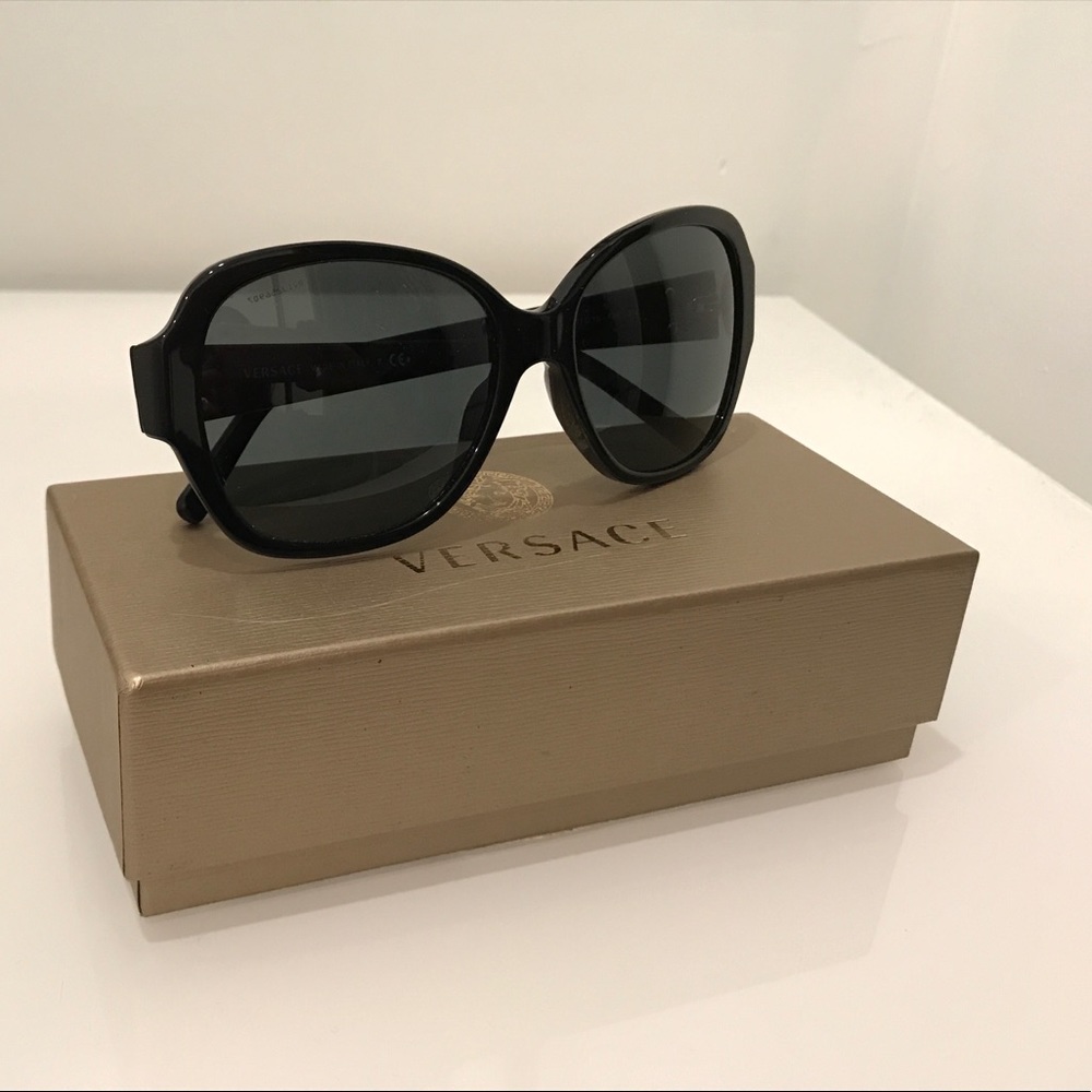 BRAND NEW! Versace Sunglasses