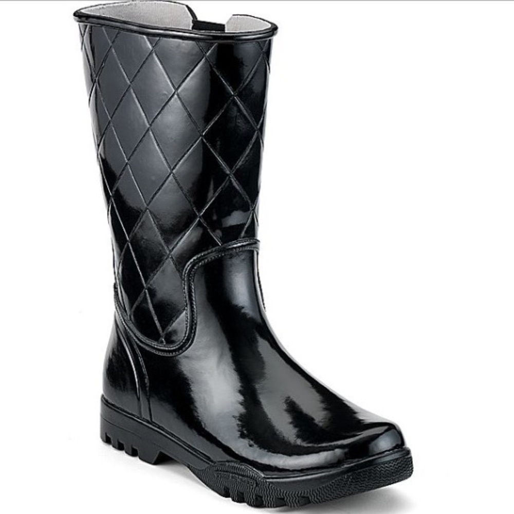Sperry rain boots!