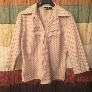 XL Ladies dress shirt - 3/4 length sleeve