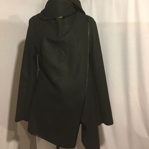 Felt black wrap jacket.
