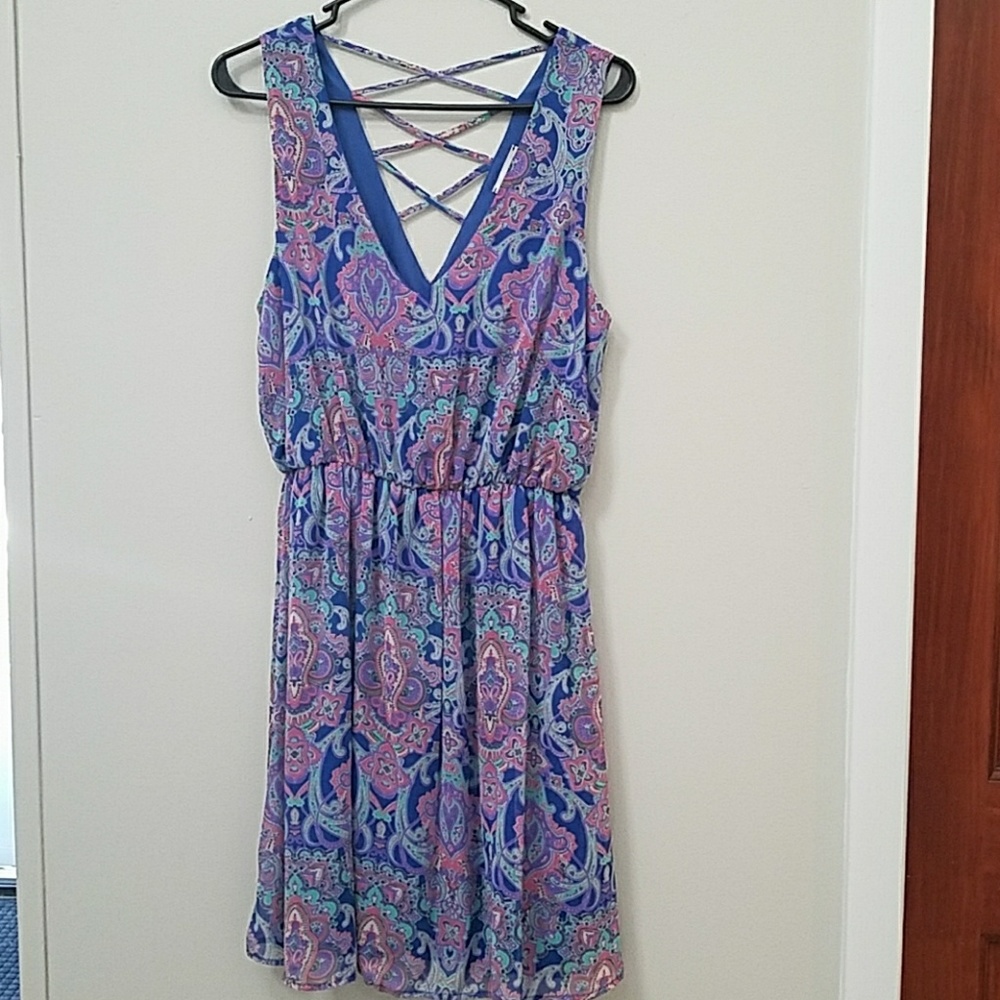 Lovely summer dress.