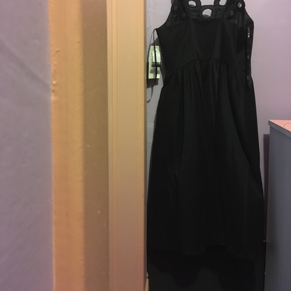 To tight - Picture 2 of 2