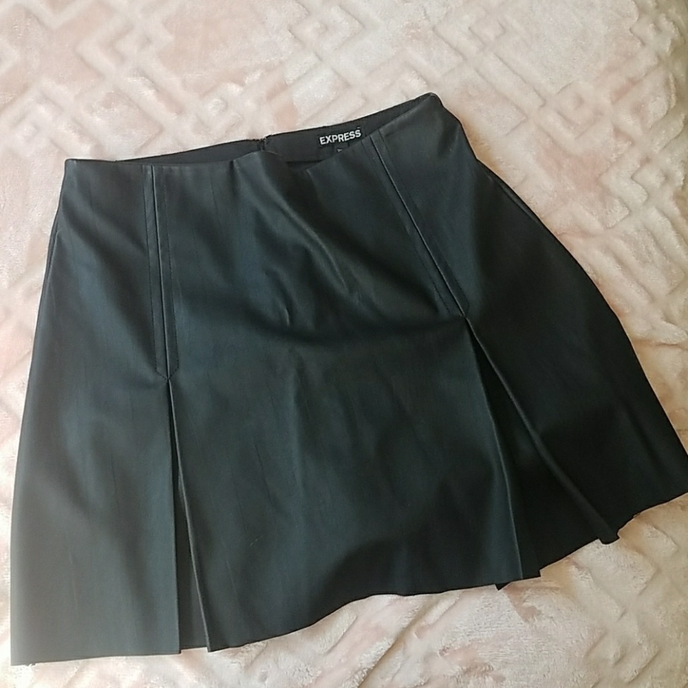 Express Pleather Pleated mini skirt