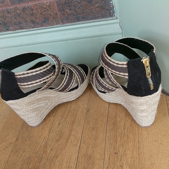 Wedges - Picture 2 of 4