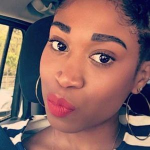 Meet your Posher, D'aesha