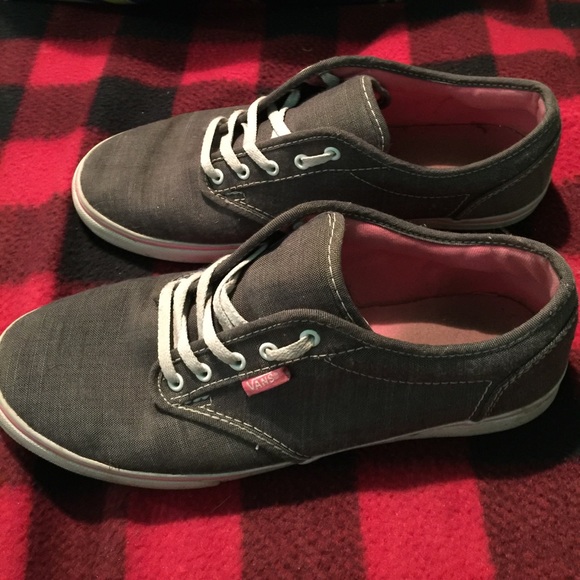 Womens Vans - Picture 1 of 4