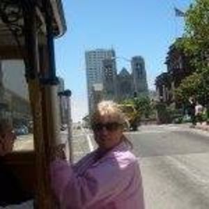 Meet your Posher, Cecille